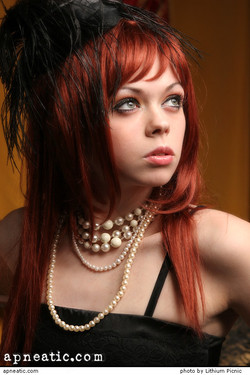 part 1/2006 - 01/2006 - 01/Pearl Necklace/026.jpg