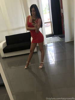 [OnlyFans.com] Katy Rose (@katyroseoffic)/photos/19-07-15 5533427-03 em-pornium 3024x4032.jpeg