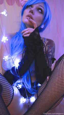 [Onlyfans] Siterip - @siegexxx [1310 images] [362 videos]/pics/siegexxx-2019-06-20-38537642-Faves from two of my first photosets 3.jpg