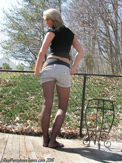 Katie/KatieBlackFrenchCut/Katie3021.jpg