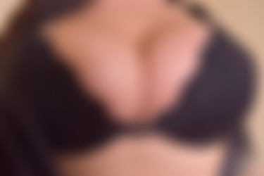 Threesome On XXXmas Day/80272010.jpg