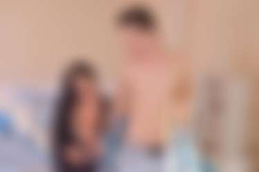 Threesome On XXXmas Day/80272015.jpg