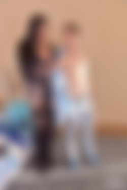 Threesome On XXXmas Day/80272016.jpg