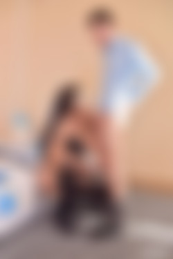 Threesome On XXXmas Day/80272019.jpg