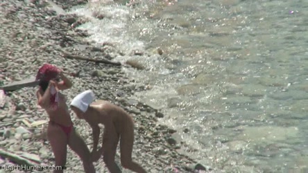 BeachHunters_16087-16191/bh_16093.avi