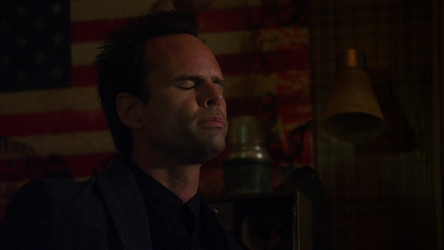 火线警探S01-S06.Justified.2010-2015.1080p.Blu-ray.x265.AC3￡cXcY@FRDS/火线警探S04.Justified.2013.1080p.Blu-ray.x265.AC3￡cXcY@FRDS/Justified.S04E10.2013.1080p.Blu-ray.x265.10bit.AC3￡cXcY@FRDS.mkv