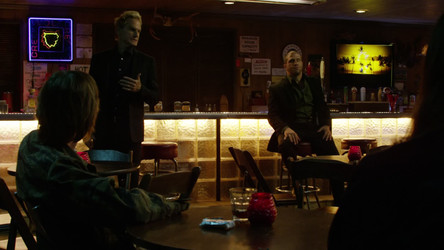 火线警探S01-S06.Justified.2010-2015.1080p.Blu-ray.x265.AC3￡cXcY@FRDS/火线警探S05.Justified.2014.1080p.Blu-ray.x265.AC3￡cXcY@FRDS/Justified.S05E02.2014.1080p.Blu-ray.x265.10bit.AC3￡cXcY@FRDS.mkv