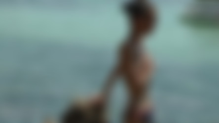 BonyBeautiful.com/DenisaBeach2_HD.mp4