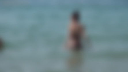 BonyBeautiful.com/DenisacBeach00001_2HD.mp4