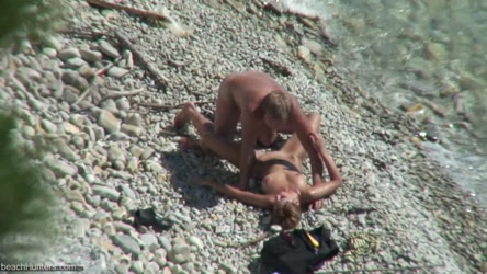 BeachHunters_18421-18526/bh_18430.avi