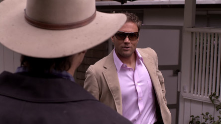 火线警探S01-S06.Justified.2010-2015.1080p.Blu-ray.x265.AC3￡cXcY@FRDS/火线警探S01.Justified.2010.1080p.Blu-ray.x265.AC3￡cXcY@FRDS/Justified.S01E03.2010.1080p.Blu-ray.x265.10bit.AC3￡cXcY@FRDS.mkv