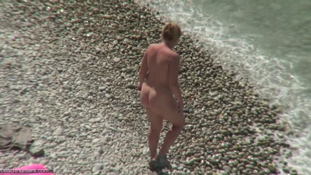 BeachHunters_18421-18526/bh_18458.avi