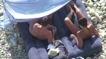 BeachHunters_18421-18526/bh_18450.avi