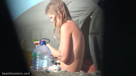 [Beachhunters.com] № 13025-13763 (281 ролик)/bh_13190.avi