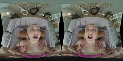 wankzvr-cute-by-the-foot-180_180x180_3dh_LR.mp4