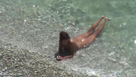 BeachHunters_16410-16515/bh_16439.avi