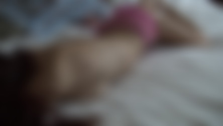 BonyBeautiful.com/AnaTicklingElectricWand_HD.mp4