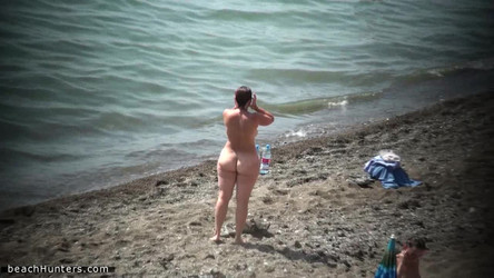 [Beachhunters.com] № 13025-13763 (281 ролик)/bh_13213.avi