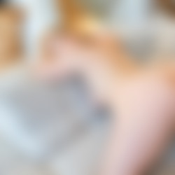 zoey_uso_hollywood_cash_4k.mp4