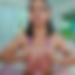 HAILEYROSESpit-WetCleavageCramming_s05_JonniDarkko_HaileyRose_2160p_h264.mp4